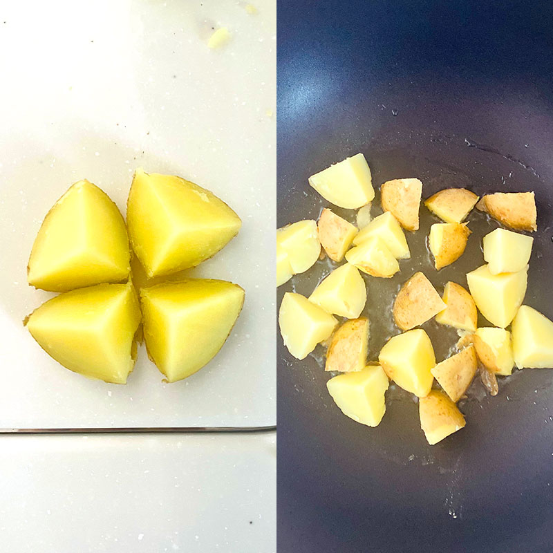 Corta las patatas por la mitad, y luego corta cada mitad en cuartos. Fríe las patatas a fuego medio durante 2 minutos.